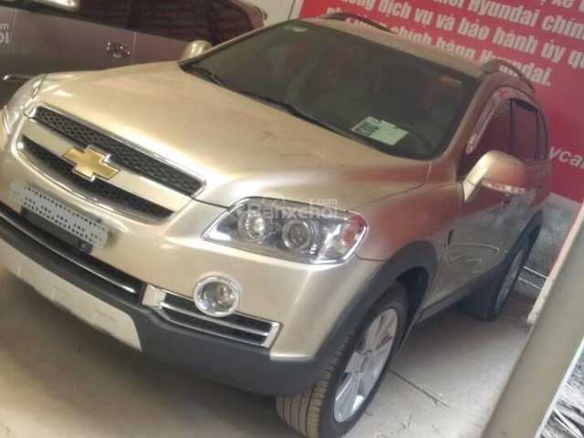 Xe Chevrolet Captiva LTZ đời 2011, màu vàng 