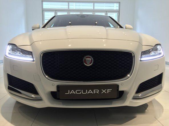 Bán Jaguar XF đời 2017, màu trắng, nhập khẩu nguyên chiếc