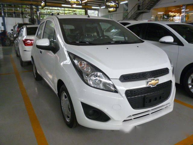 Bán xe Chevrolet Spark Duo sản xuất 2016, màu trắng