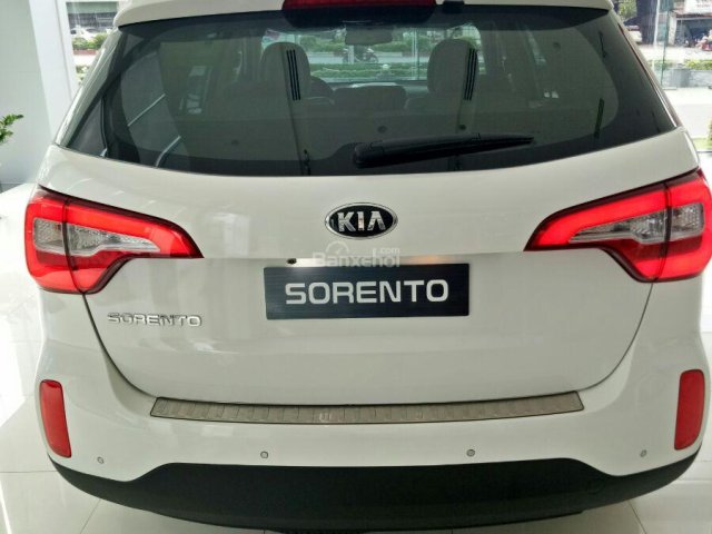 Bán ô tô Kia Sorento GAT sản xuất 2017, màu trắng