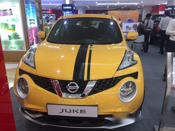 Cần bán Nissan Juke AT sản xuất 2017, màu vàng