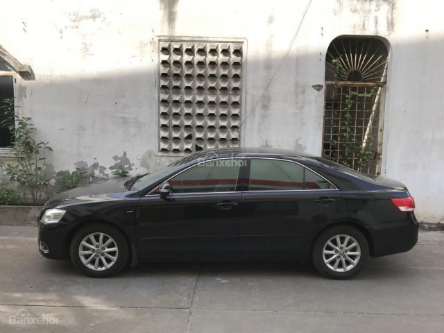 Cần bán Toyota Camry 2.4G sx 2012, màu đen