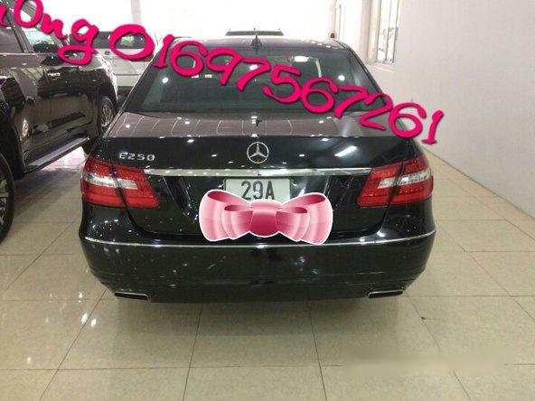 Bán Mercedes E250 đời 2014, màu đen