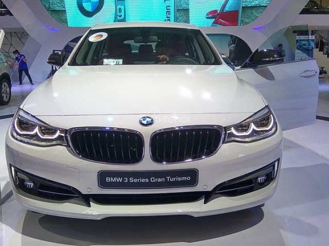 Bán ô tô BMW 3 Series 320i GT 2017, màu trắng, nhập khẩu chính hãng. Cam kết giá tốt nhất, có xe giao ngay