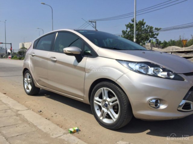 Bán Ford Fiesta Hatchback đời 2012, màu bạc giá cạnh tranh