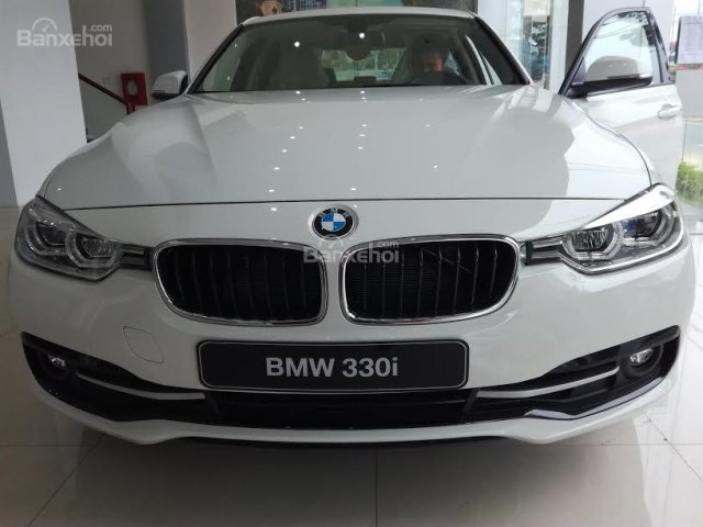 Bán BMW 3 Series 330i đời 2017, màu trắng, xe nhập