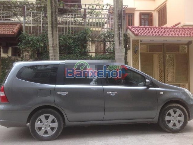 Bán xe Nissan Livina 1.8MT đời 2012, màu xám, số sàn, giá tốt