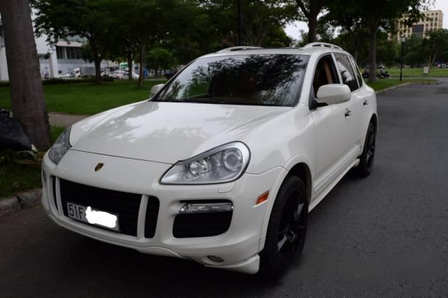 Bán xe cũ Porsche Cayenne GTS đời 2009, màu trắng, xe nhập