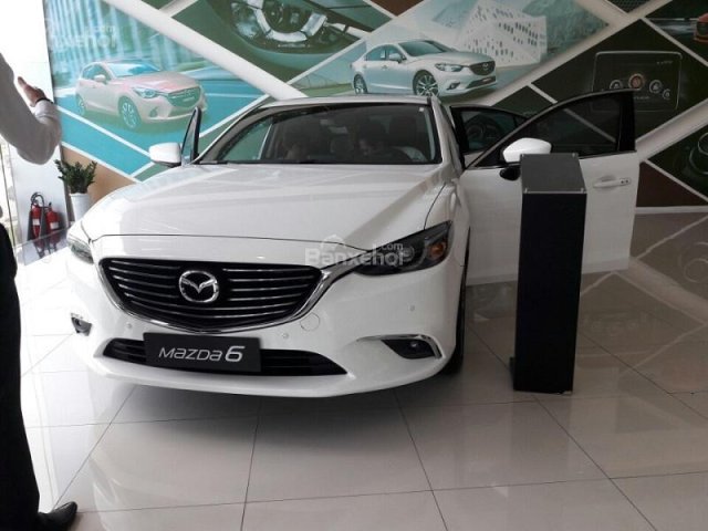 Bán xe Mazda 6 đời 2017, màu trắng