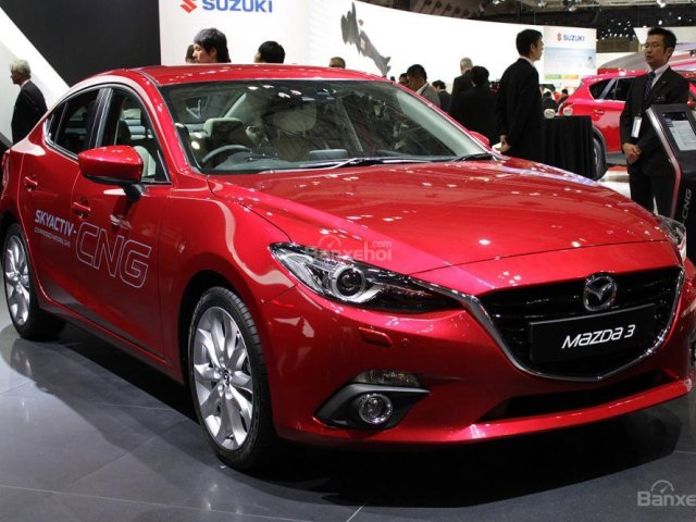 Mazda 3 giá cực tốt - showroom chính hãng Mazda Long Biên - Hotline: 01698393930