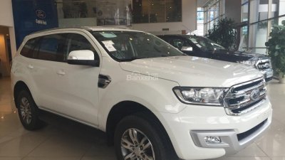 Bán xe Ford Everest 7 chỗ - xe có đủ màu, giao xe ngay vay ngân hàng 85%‎