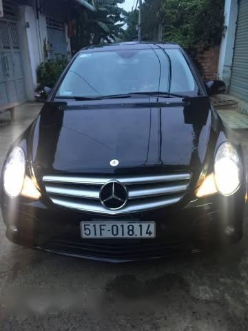 Bán Mercedes R 500 2005, màu đen