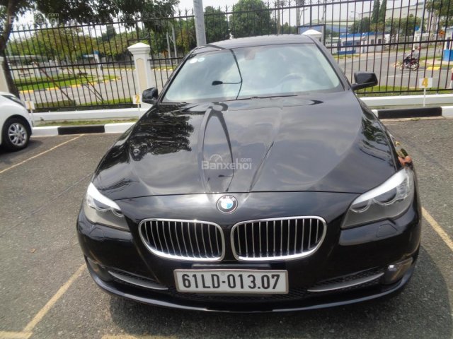 Bán xe BMW 5 Series 520i sản xuất 2013, màu đen