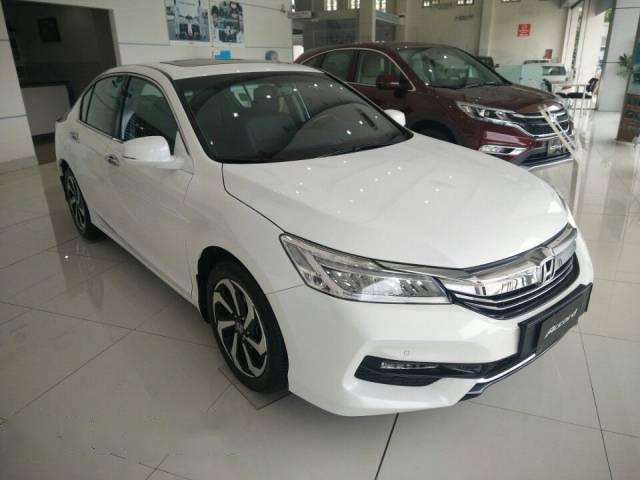 Cần bán xe Honda Accord 2.4 AT sản xuất 2017, màu trắng, nhập khẩu nguyên chiếc