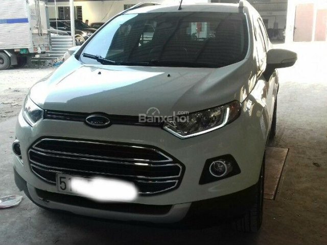 Bán Ford EcoSport Titanium 1.5 AT đời 2015, màu trắng, 585 triệu