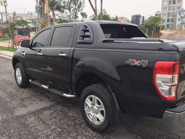 Bán ô tô Ford Ranger 2.2 XLT đời 2013 chính chủ