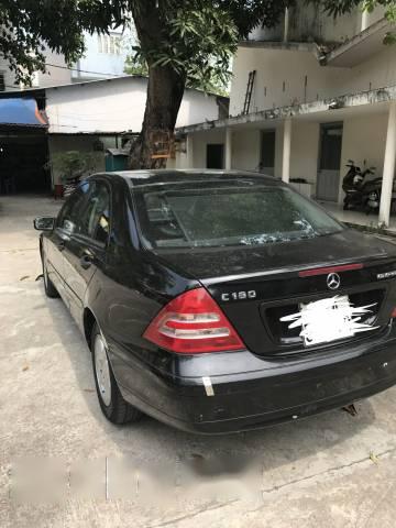 Cần bán lại xe Mercedes C180K đời 2003, màu đen, xe nhập, giá 289tr