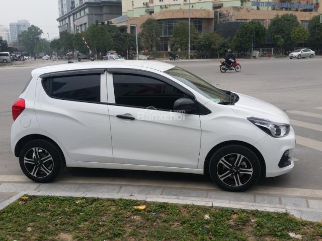 Bán ô tô Chevrolet Spark đời 2017, màu trắng, nhập khẩu nguyên chiếc, giá chỉ 330 triệu