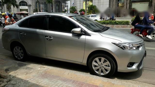 Bán ô tô Toyota Vios AT đời 2016, màu bạc 