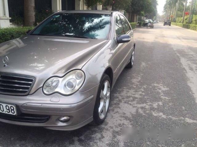 Cần bán xe Mercedes Benz C280 2006, số tự động, màu xám