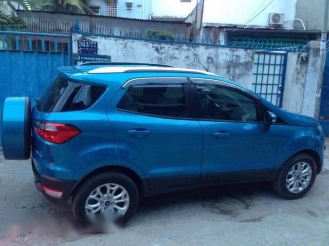 Bán ô tô Ford EcoSport đời 2016, màu xanh lam chính chủ, giá chỉ 570 triệu