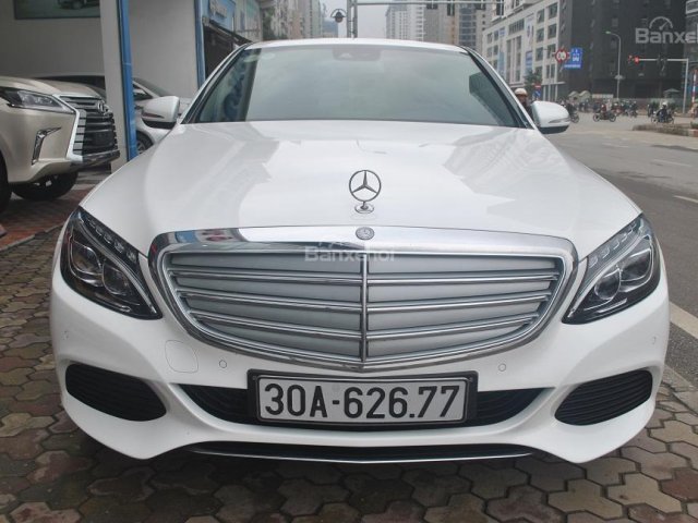 Bán ô tô Mercedes C250 đời 2016, màu trắng, nhập khẩu