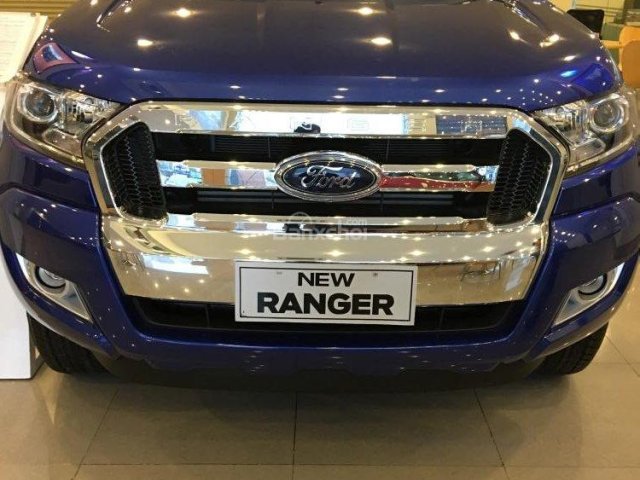 Ford Long Biên cần bán xe Ford Ranger XLT đời 2017, đủ màu giao ngay, 0944.844.800