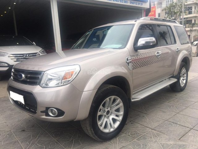 Cần bán xe Ford Everest Limited năm 2014, màu phấn hồng, giá cạnh tranh, giao xe nhanh