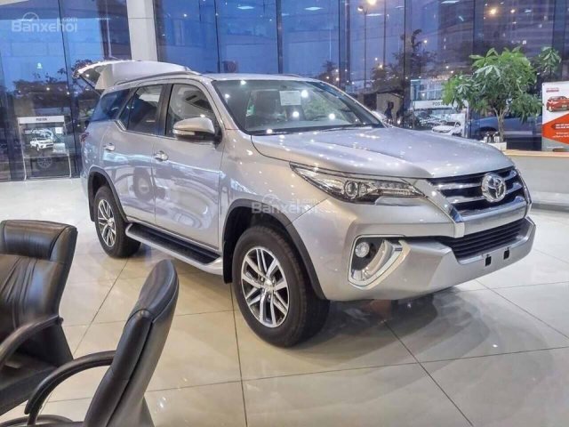 Bán Toyota Fortuner 2.7V (4x2) sản xuất 2017, màu bạc giá tốt nhất thị trường - liên hệ 0911404101