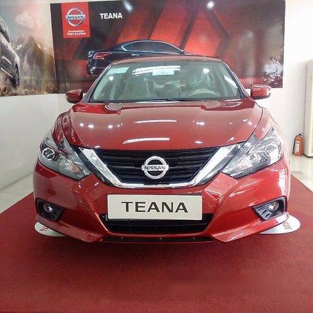 Cần bán Nissan Teana năm 2017, màu đỏ