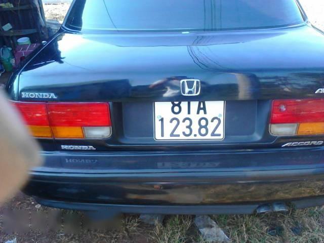 Cần bán lại xe Honda Accord đời 1993, 130tr