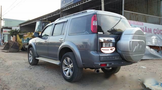 Cần bán xe cũ Ford Everest Limited 2010 xe gia đình