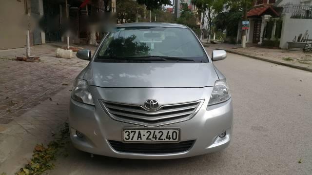 Chính chủ bán Toyota Vios đời 2009, màu bạc