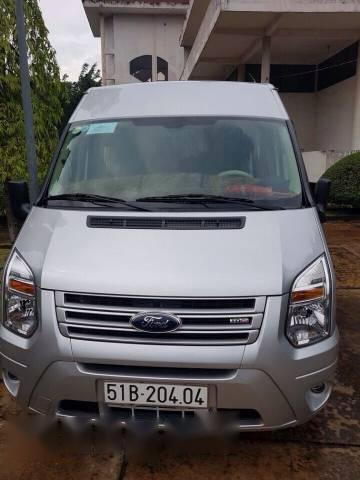 Cần bán xe cũ Ford Transit đời 2016, màu bạc