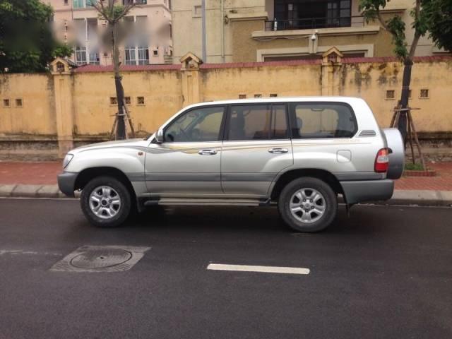 Bán xe Land Cruiser GX đời 2004, màu hồng phấn, 2 cầu điện, nội thất kem