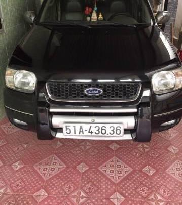 Bán xe cũ Ford Escape đời 2004, màu đen số tự động, giá 320tr