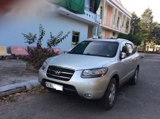 Cần bán xe cũ Hyundai Santa Fe đời 2008, màu bạc số tự động