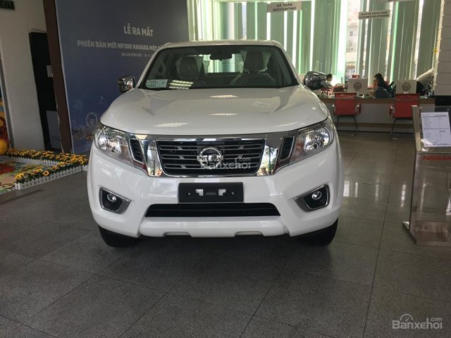 Cần bán xe Nissan Navara EL 2.5AT 2WD đời 2017, màu trắng, xe nhập giá tốt nhất Hà Nội