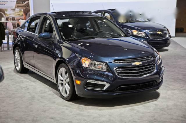 Bán Chevrolet Cruze đời 2017 giá cạnh tranh