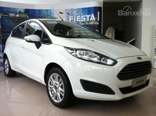 Bán Ford Fiesta 1.0 AT Ecoboost năm 2017, màu trắng giá cạnh tranh