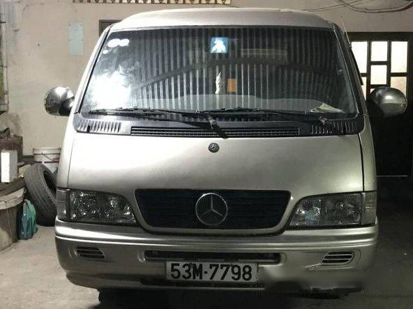 Cần bán Mercedes MT đời 2004, màu bạc số sàn, giá chỉ 170 triệu