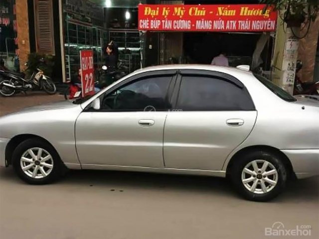 Bán xe Daewoo Lanos đời 2002, màu bạc