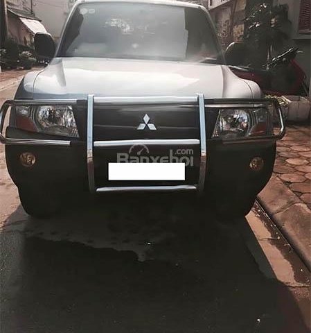 Em cần bán lại xe Mitsubishi Pajero 2004, màu bạc, xe nhập chính chủ, giá chỉ 390 triệu