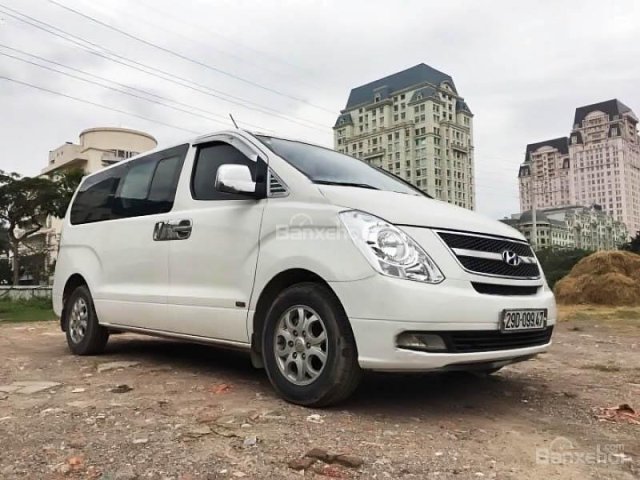 Bán xe Hyundai Starex năm 2008, màu trắng, nhập khẩu