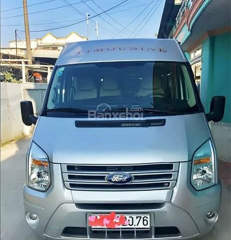 Cần bán lại xe Ford Transit đời 2015, màu bạc, giá chỉ 697 triệu