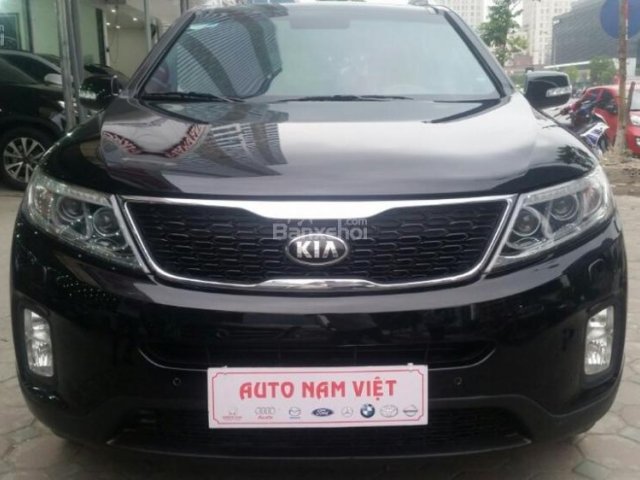 Cần bán xe Kia Sorento 2.2 đời 2015, màu đen máy dầu