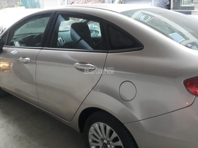 Bán Ford Fiesta đời 2011, 385 triệu