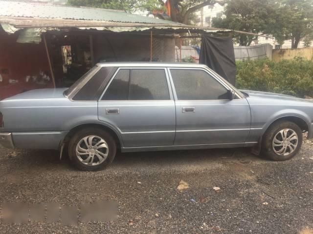 Cần bán xe Toyota Crown đời 1985, nhập khẩu 