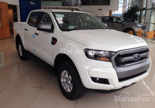 Khuyến mại lớn khi Ford Ranger XLS MT 2018 tay lái trợ lực điện, hỗ trợ trả góp 80%