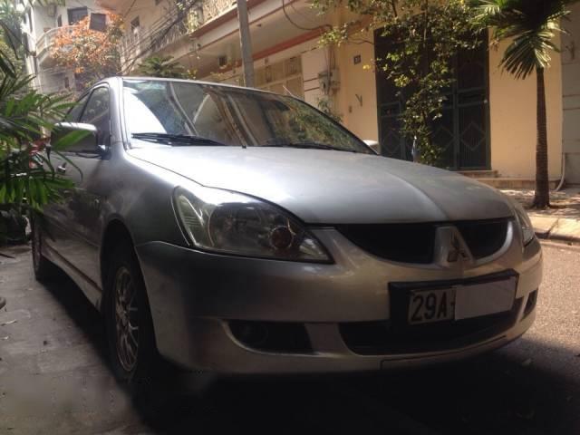 Cần bán xe cũ Mitsubishi Lancer Gala sản xuất 2003, màu bạc, giá tốt